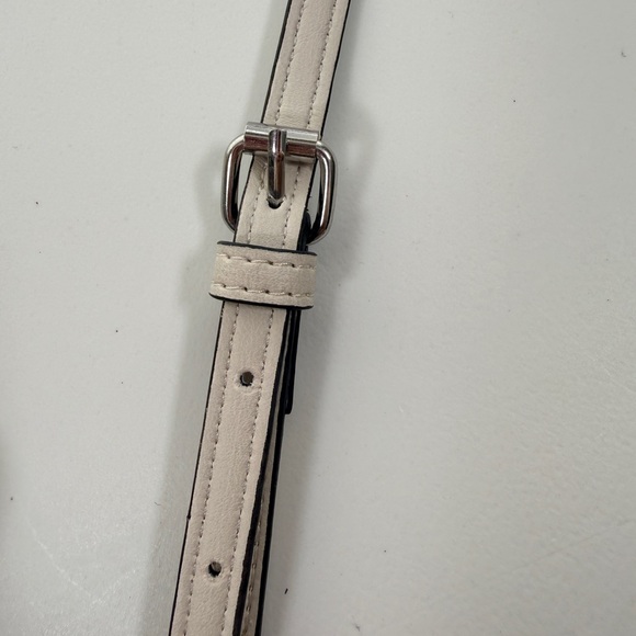 NWT Nine West Shonda Signature Wallet-On-A-String Sling Wallet Crossbody Bag - Picture 7 of 13